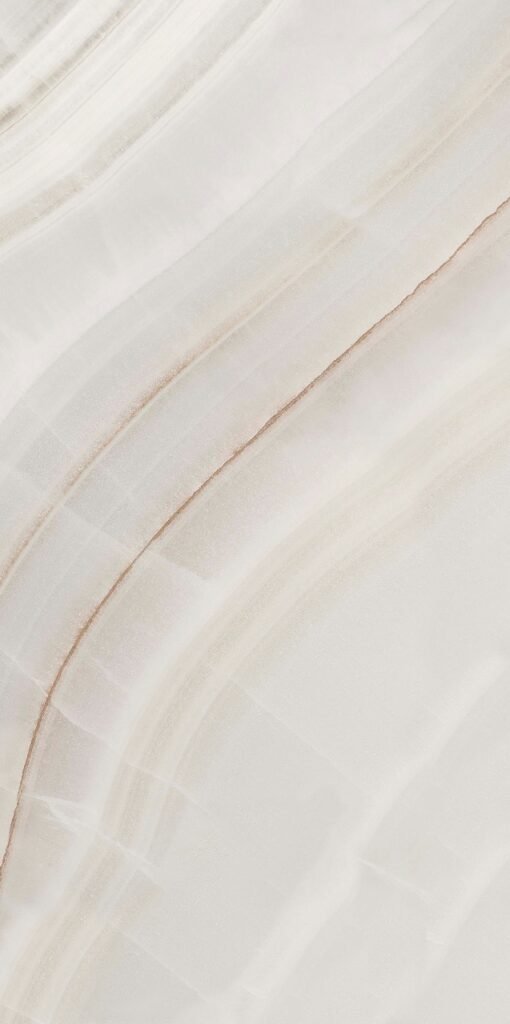 61-61114 Ivory Cascade